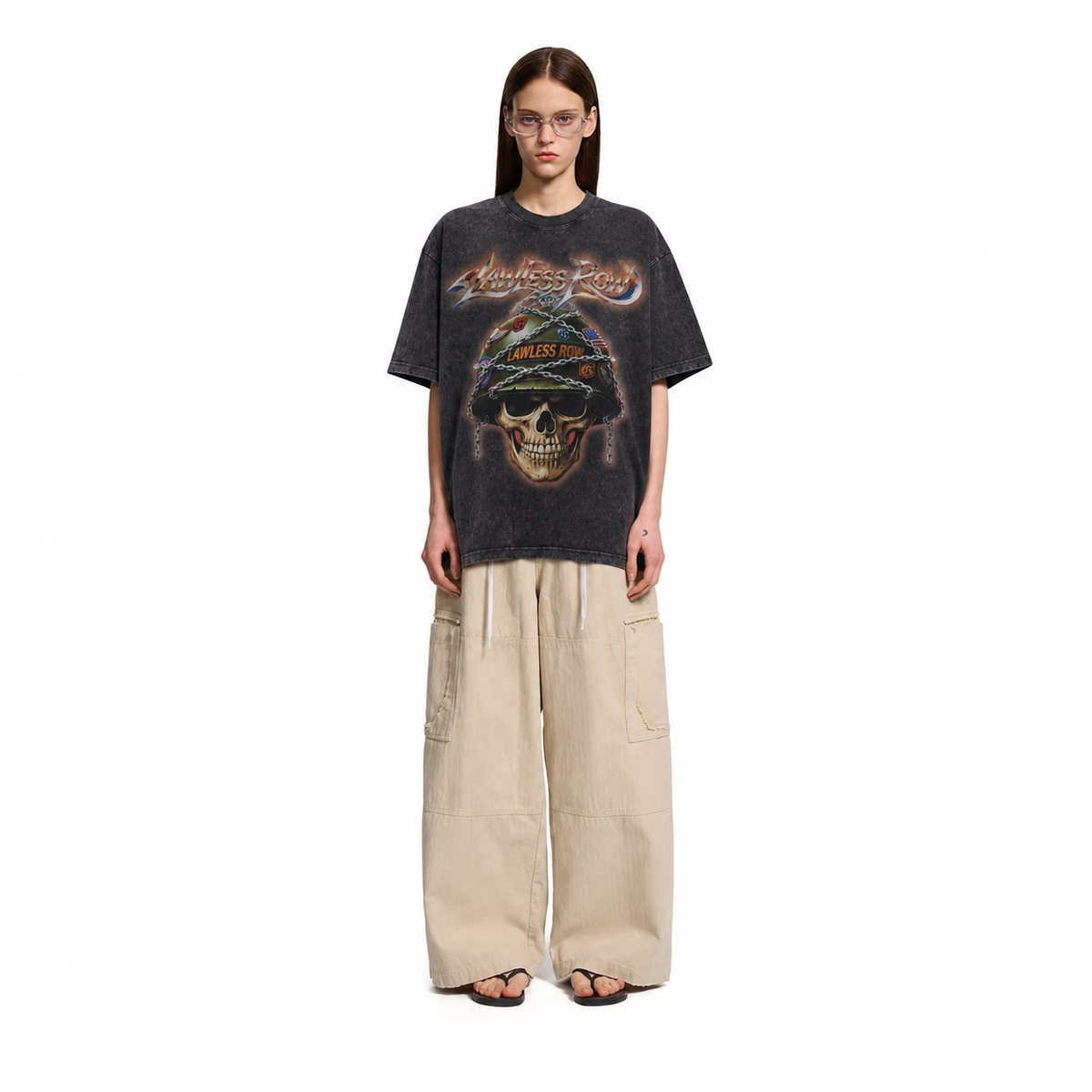 LAWLESS ROW Helmet Skull Vintage Washed Tee