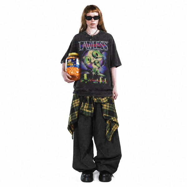 LAWLESS ROW HALLOWEEN Weird Alien ACID WASHED TEE - hover