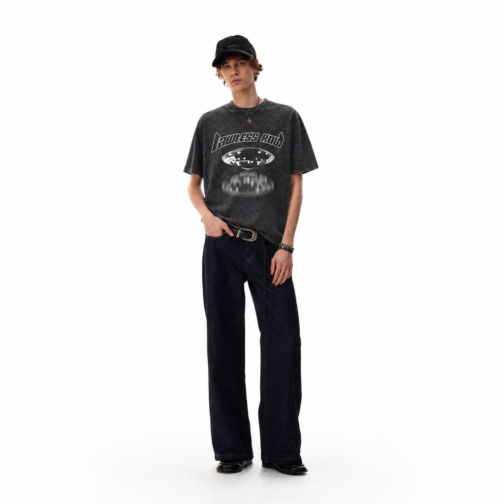 Vintage Acid Wash LAWLESS ROW UFO Abduction Oversized Graphic T-Shirt