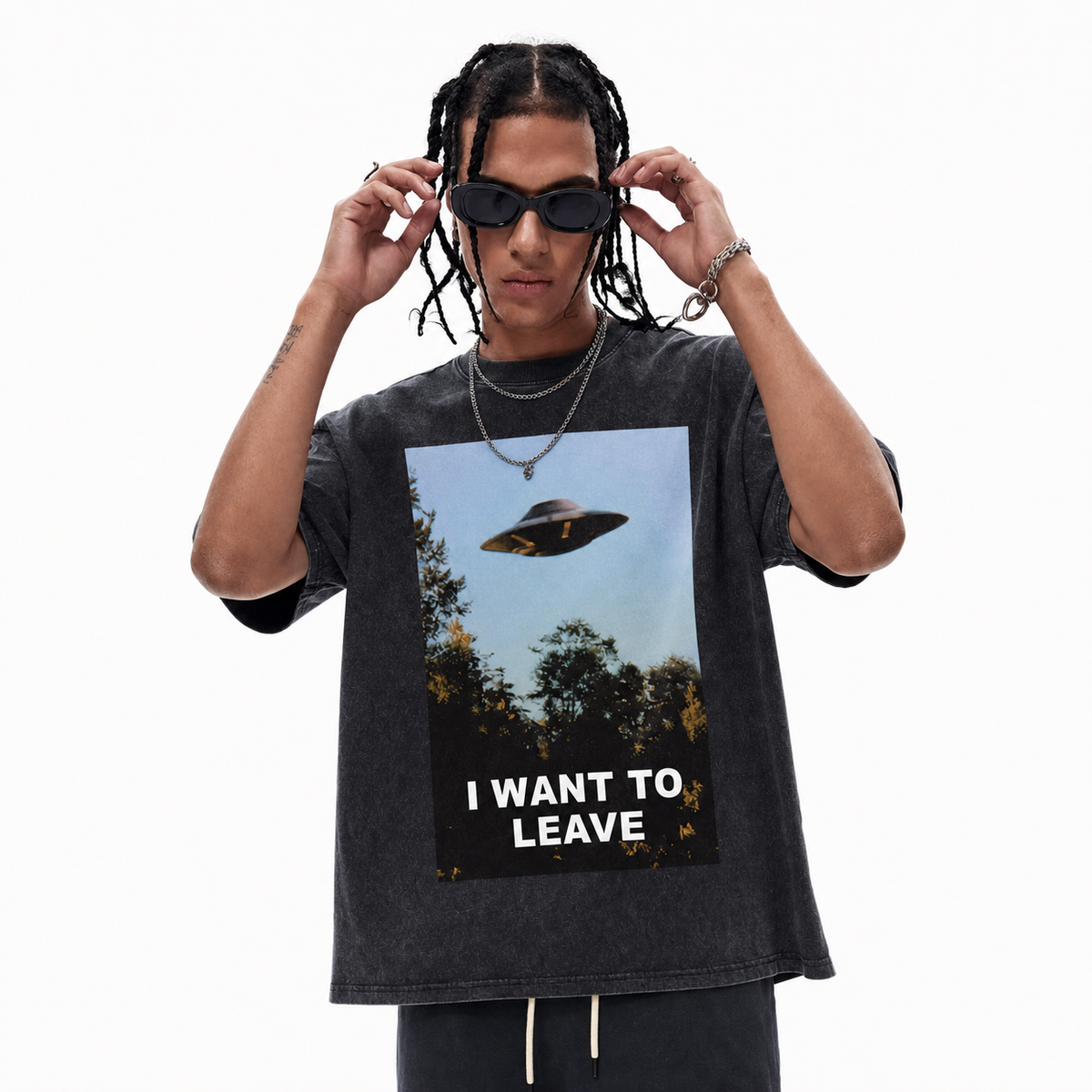 100%Cotton|Vintage Acid Wash UFO I Want To Leave Alien Photo Graphic Tee | Retro Sci-Fi Unisex Oversized High-Quality Cotton Blend Streetwear T-Shirt