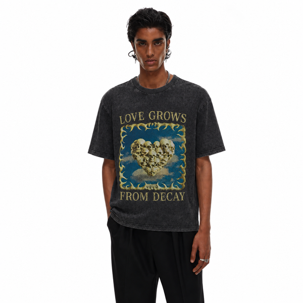 LAWLESSROW Gothic Flame Frame Skull Heart Washed T-Shirt - hover