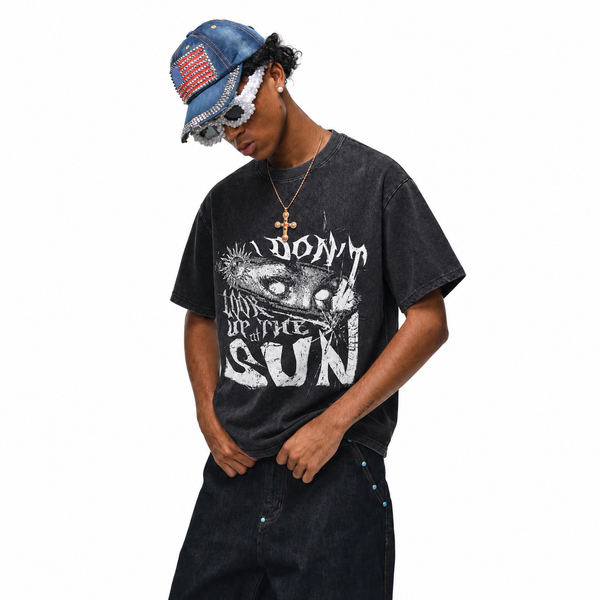 LAWLESSROW Grunge Sun Eye Metal Font Collage Vintage Tee - hover
