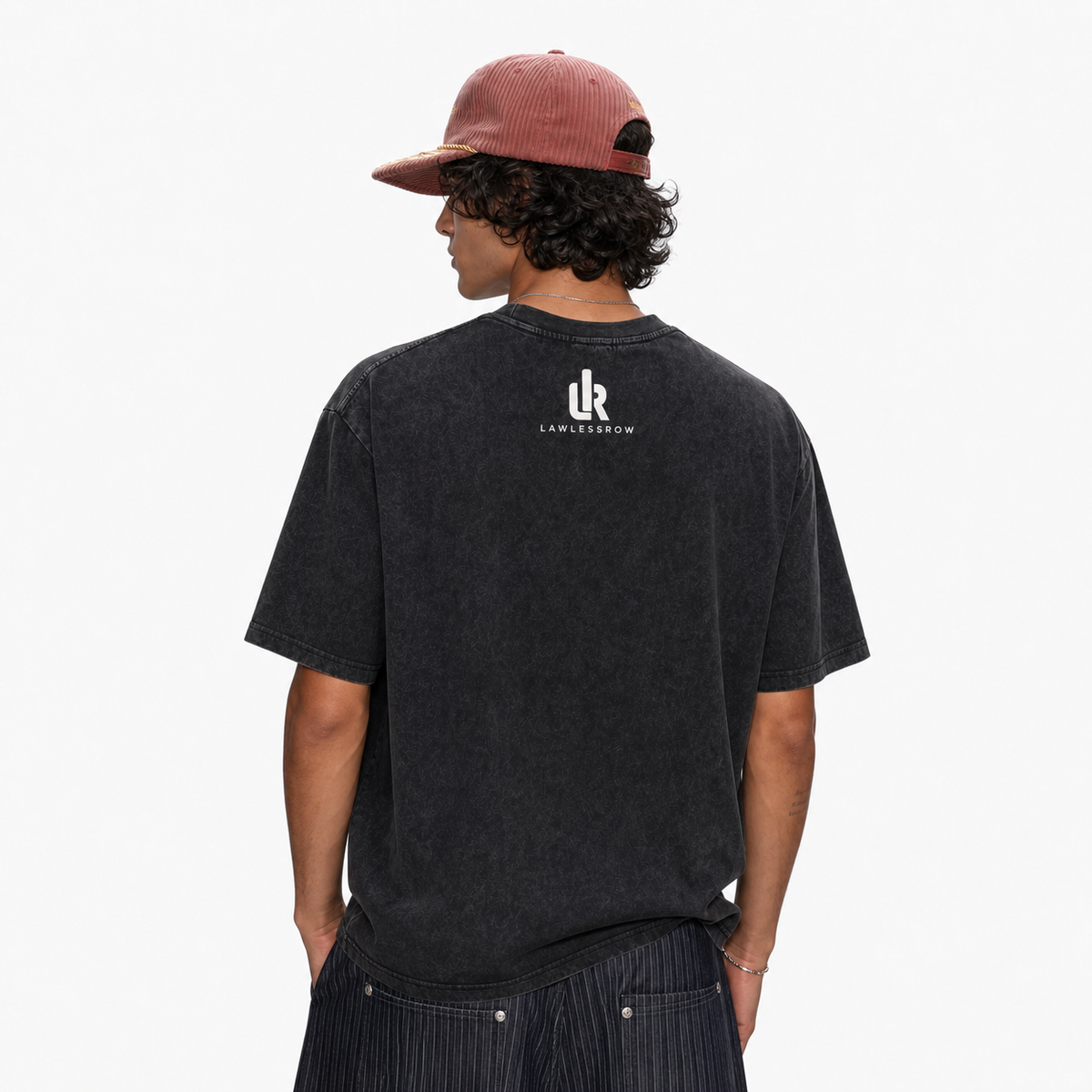LAWLESSROW Star Chain Vintage Acid Wash Tee
